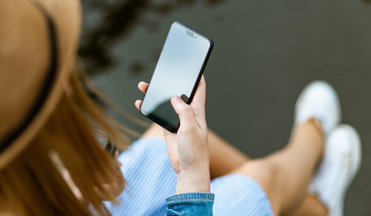 637210294679d85c055e56aa cellphone